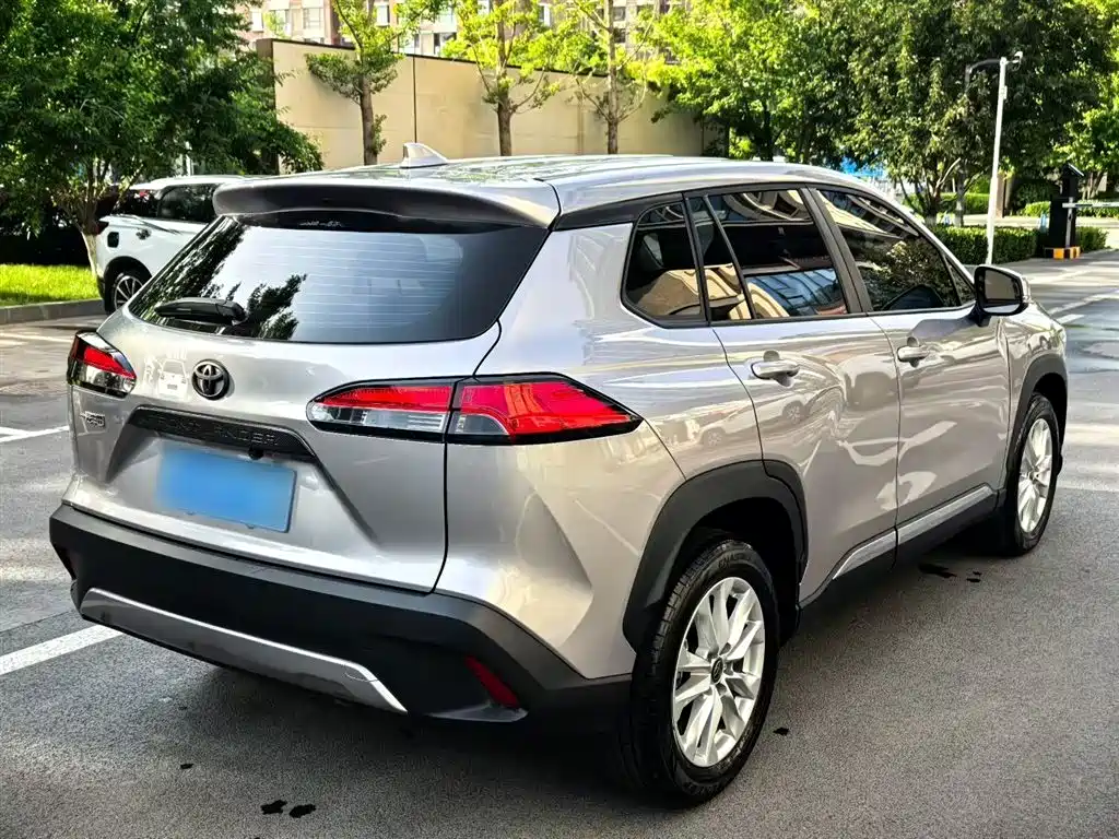 Toyota Corolla Cross 2024 2.0L Elite Edition фото 12