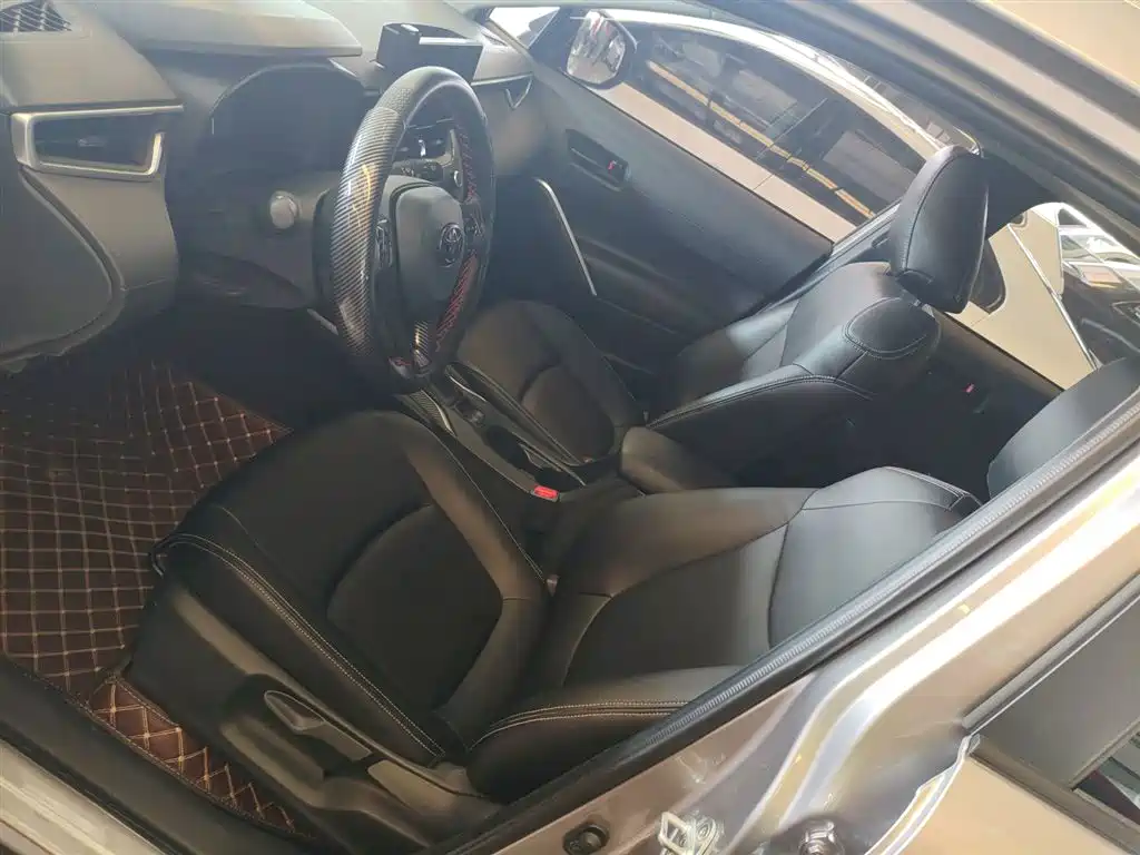 Toyota Corolla Cross 2024 2.0L Elite Edition фото 10