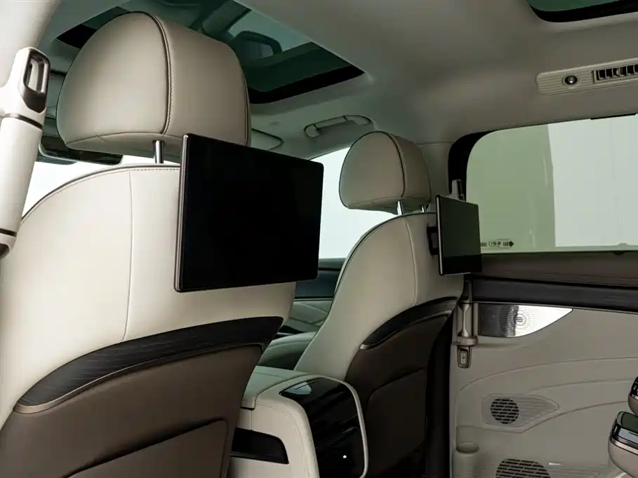 Denza D9 2022 DM-i 970 All-Wheel Drive Honor Edition фото 21