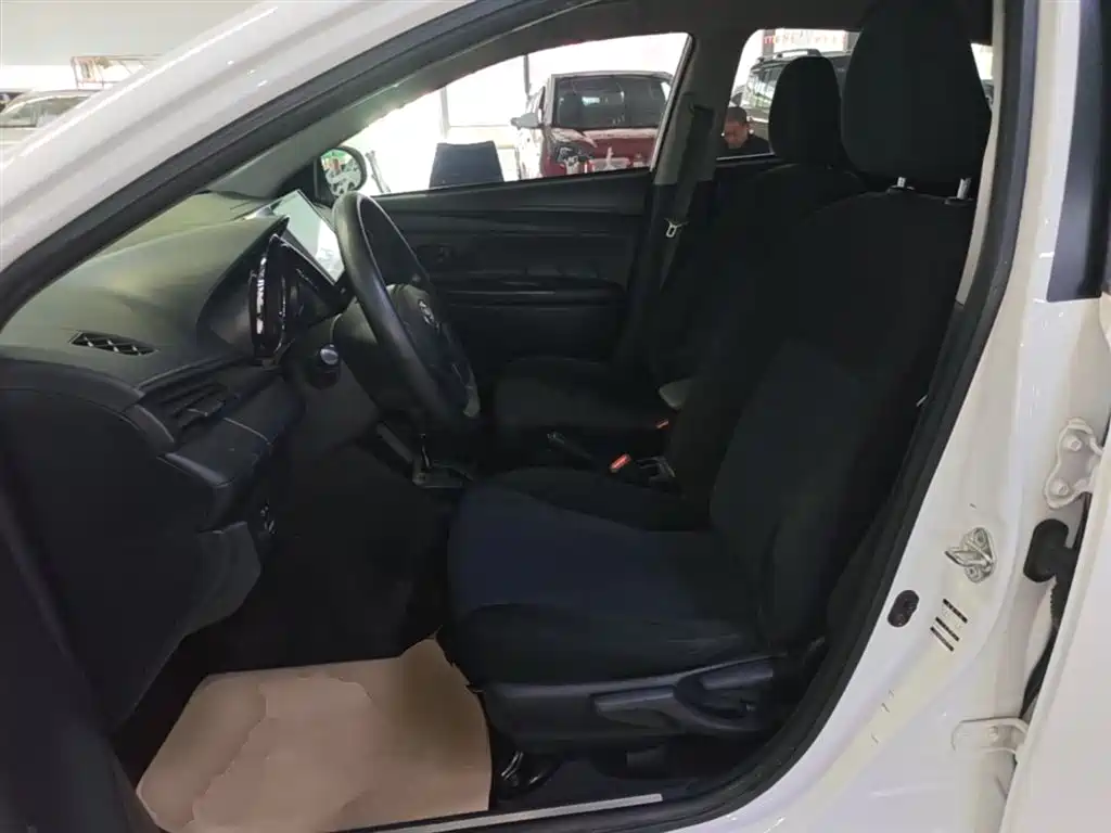 Toyota YARiS L Zhi Xuan 2016 Facelift 1.5E CVT Charming Edition фото 15