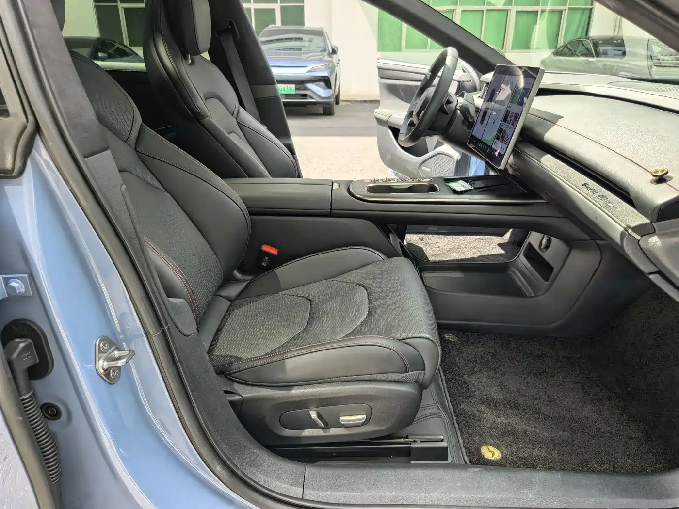 Xiaomi Auto Xiaomi SU7 2024 AWD Max Founder's Edition фото 7