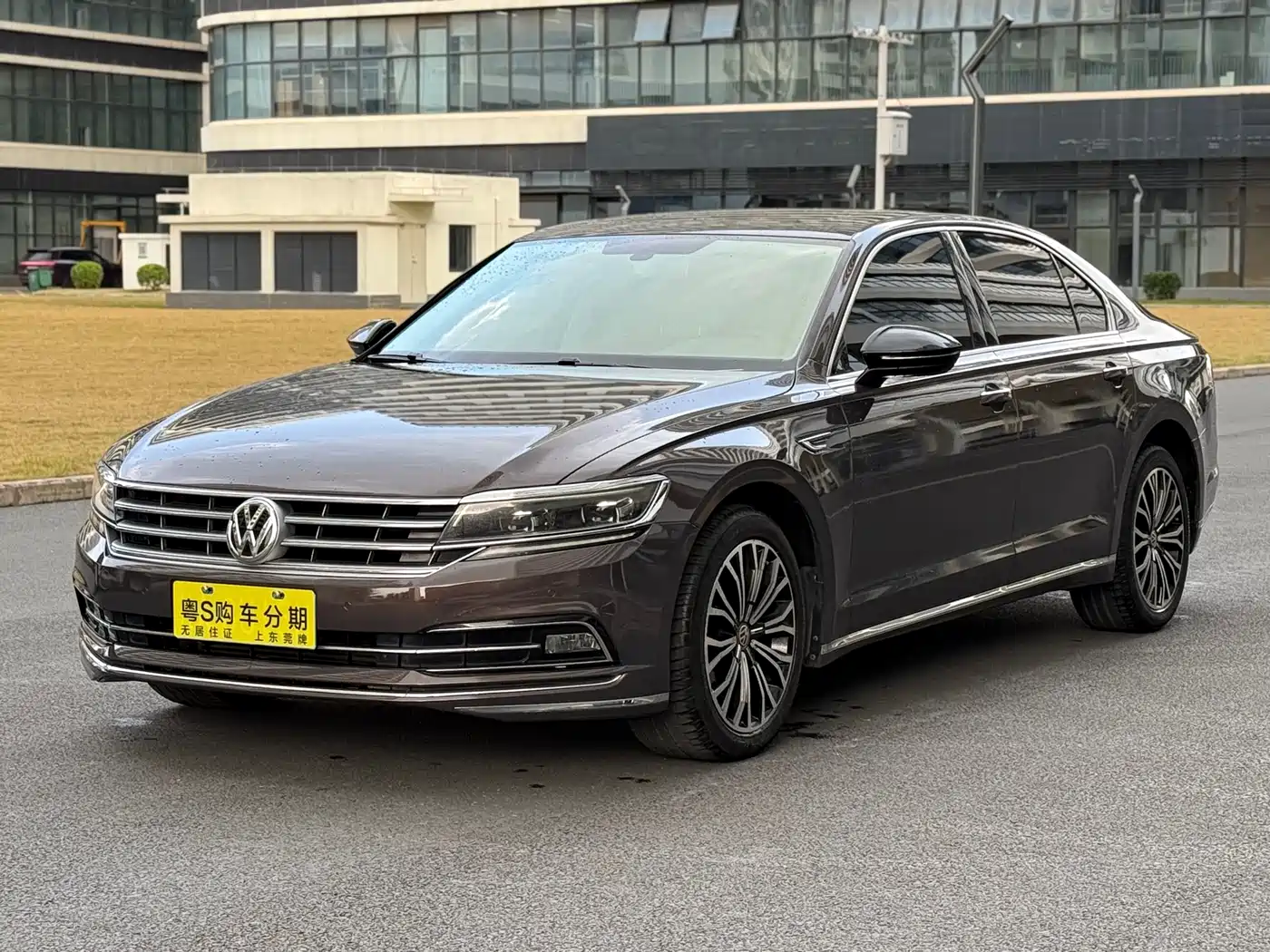 Volkswagen Phideon 2018 Facelift 380TSI FWD Business