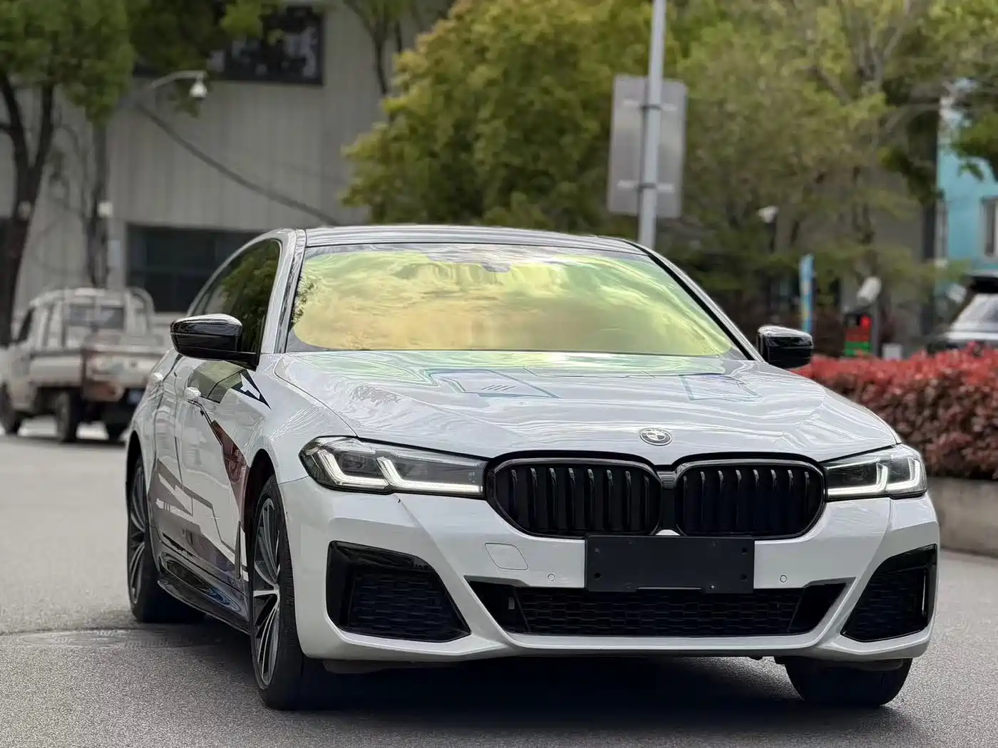 BMW 5 Series 2022 530Li Leading M Sport Package фото 3