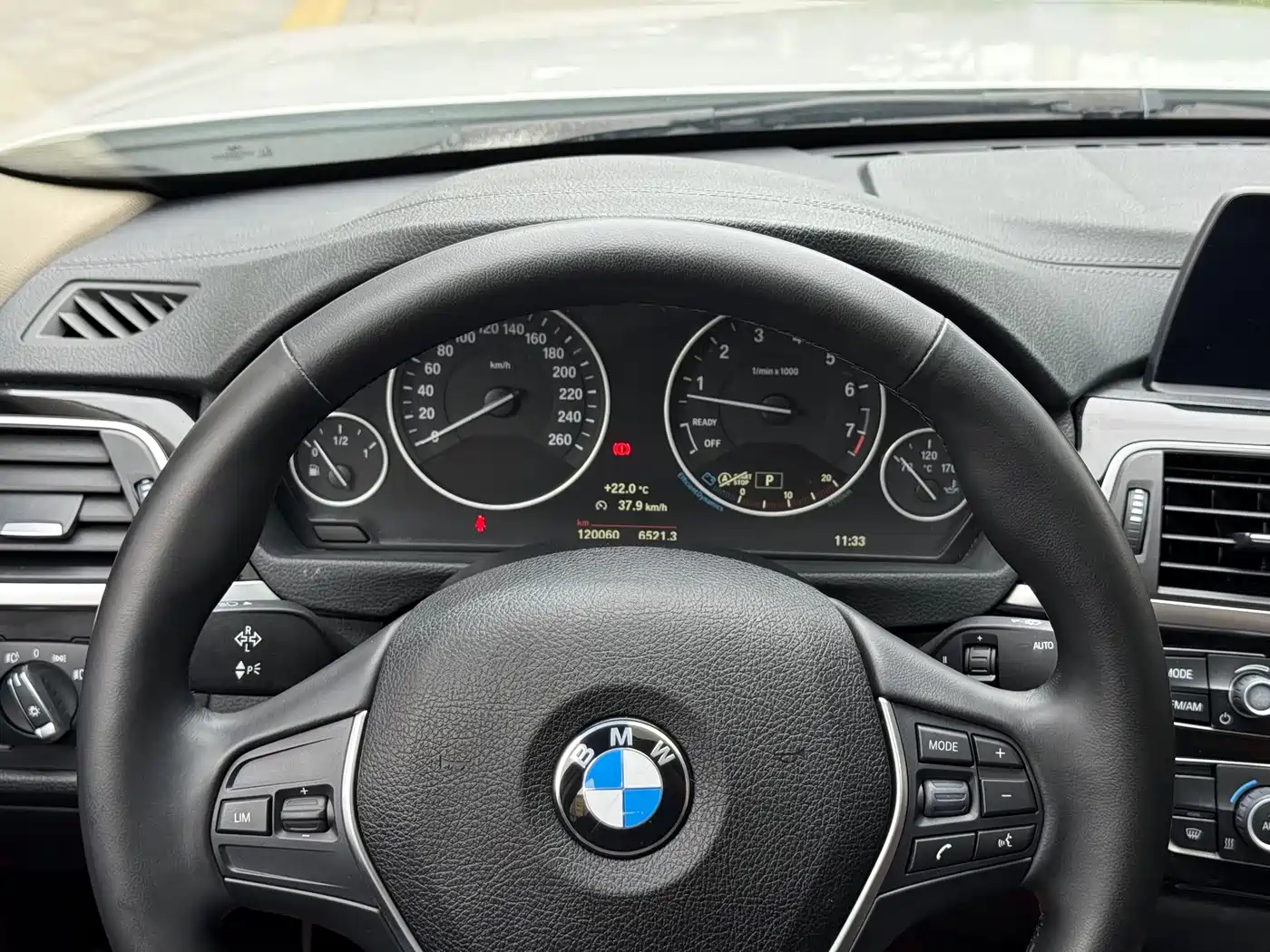 BMW 3 Series 2018 320Li Fashion Style фото 25
