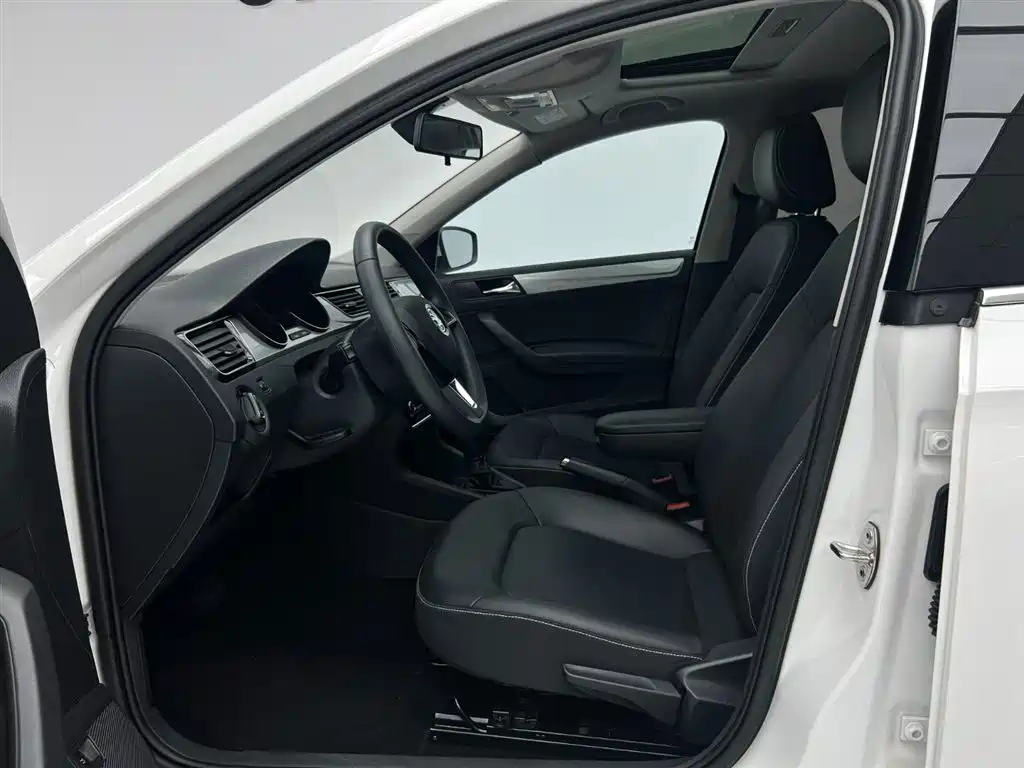 SKODA XIN RUI
