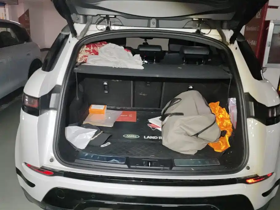 Land Rover Range Rover Evoque 2020 Model 249PS R-DYNAMIC S Gloss Black Sport Edition фото 4