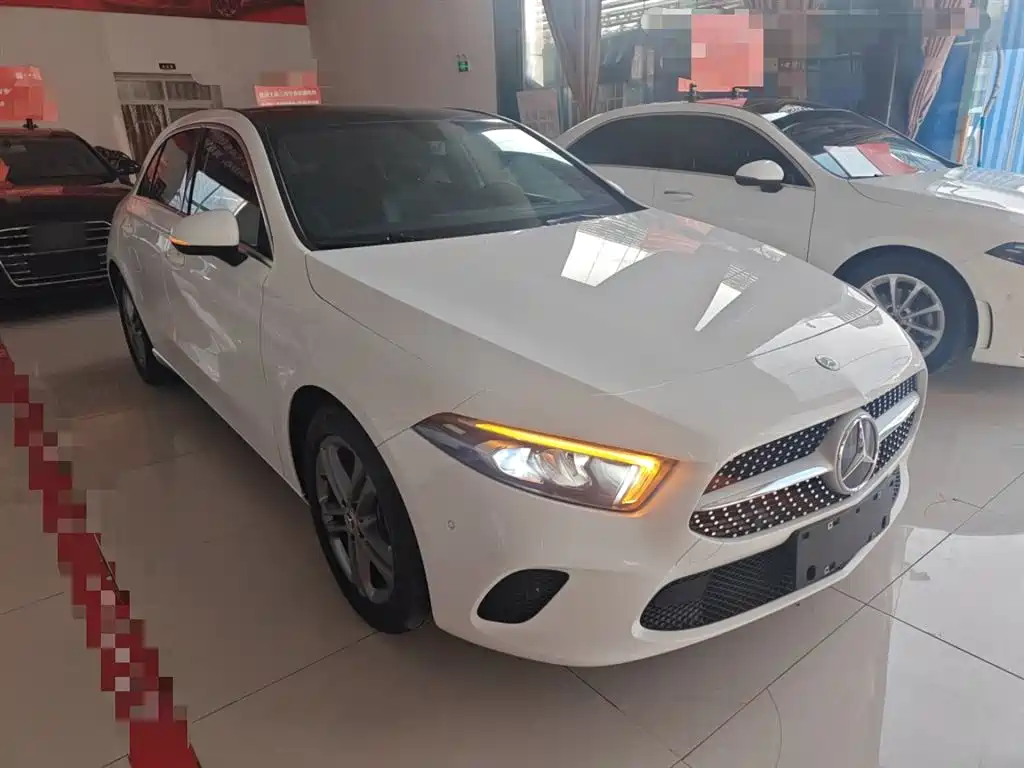 Mercedes-Benz A-Class (Import) 2019 A 200 Dynamic Version фото 22