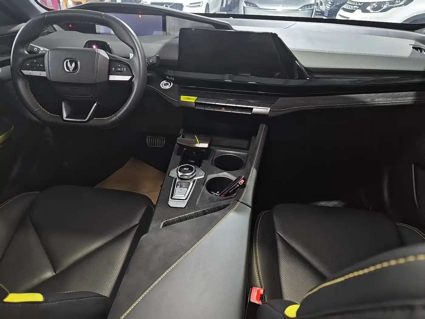 CHANGAN UNI-V