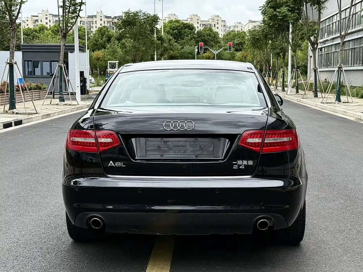 Audi A6L 2009 2.4L Comfort фото 12