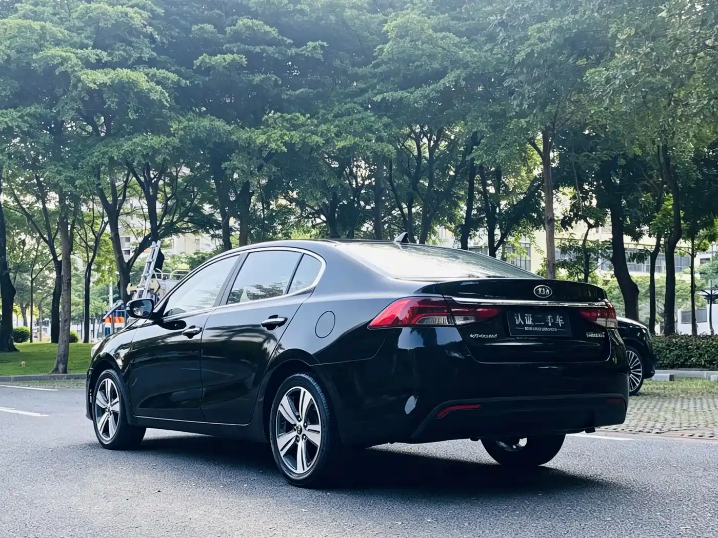 Kia Kaishen 2017 1.8L Automatic DLX фото 5