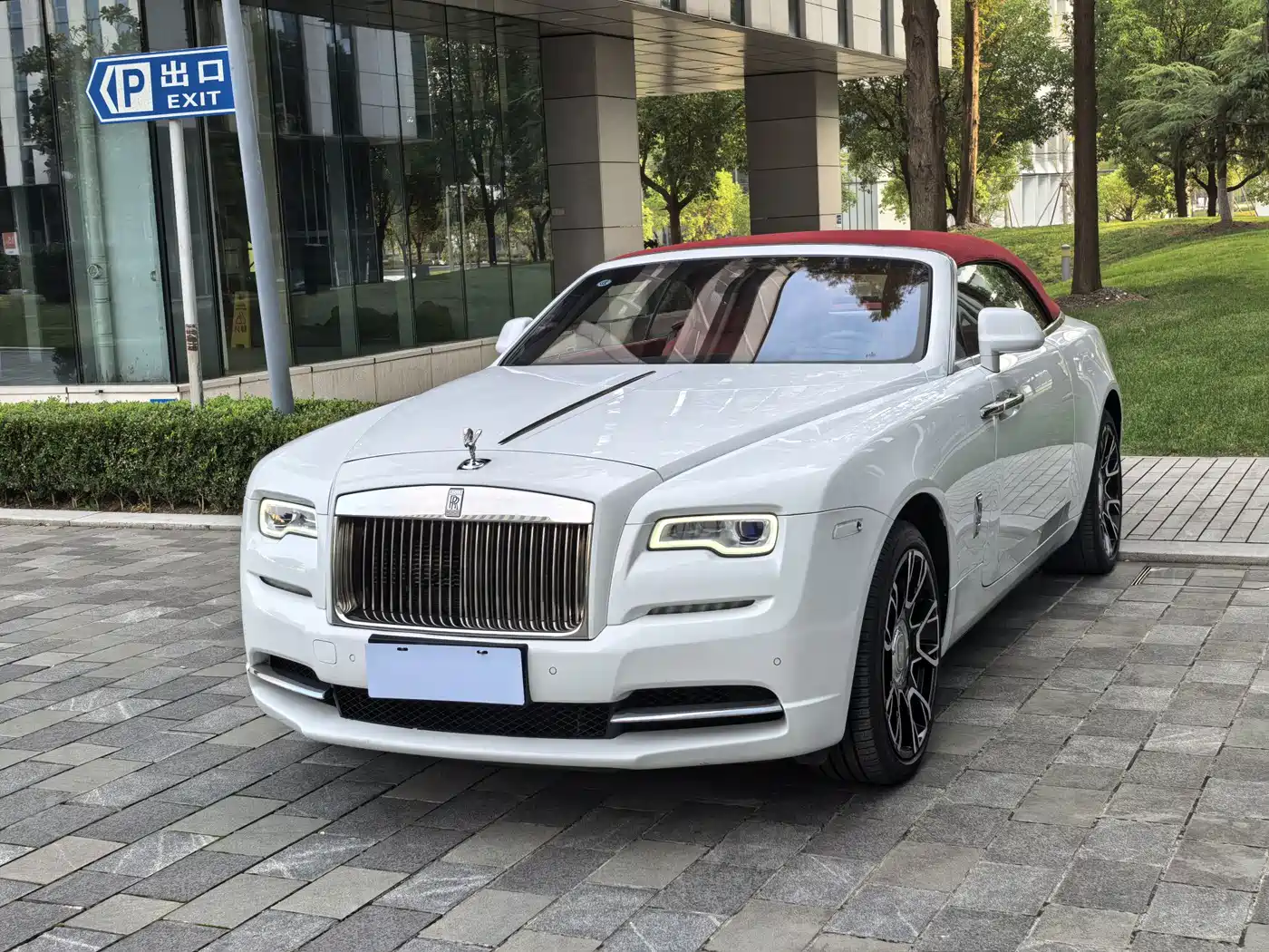 Rolls-Royce Dawn 2021 2018 6.6T Standard