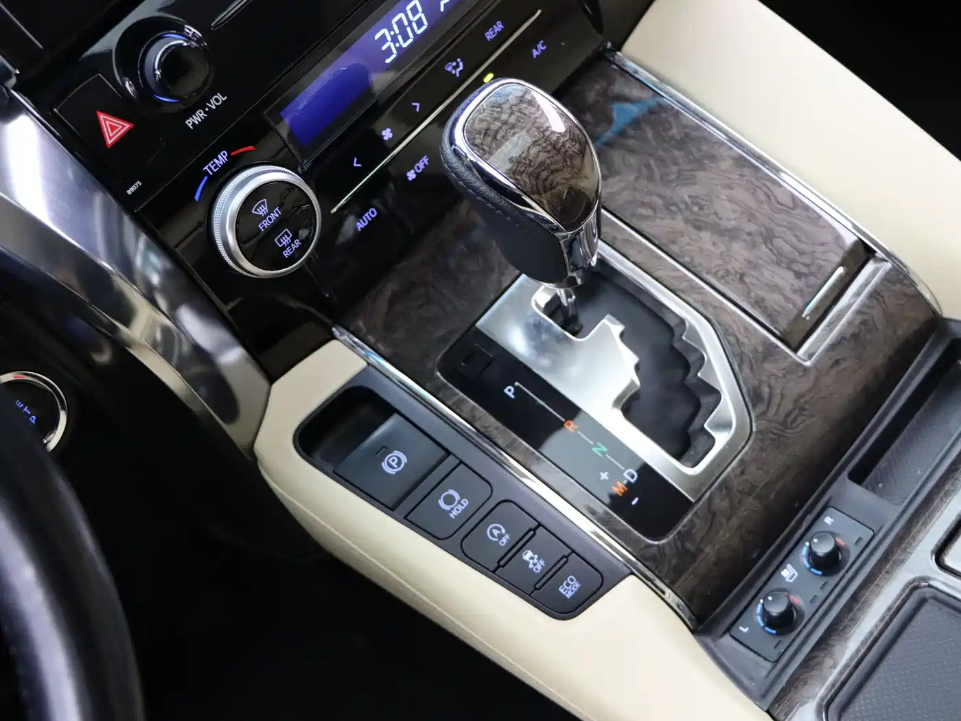 Toyota Alphard 2018 Facelift 3.5L Premium Edition фото 13