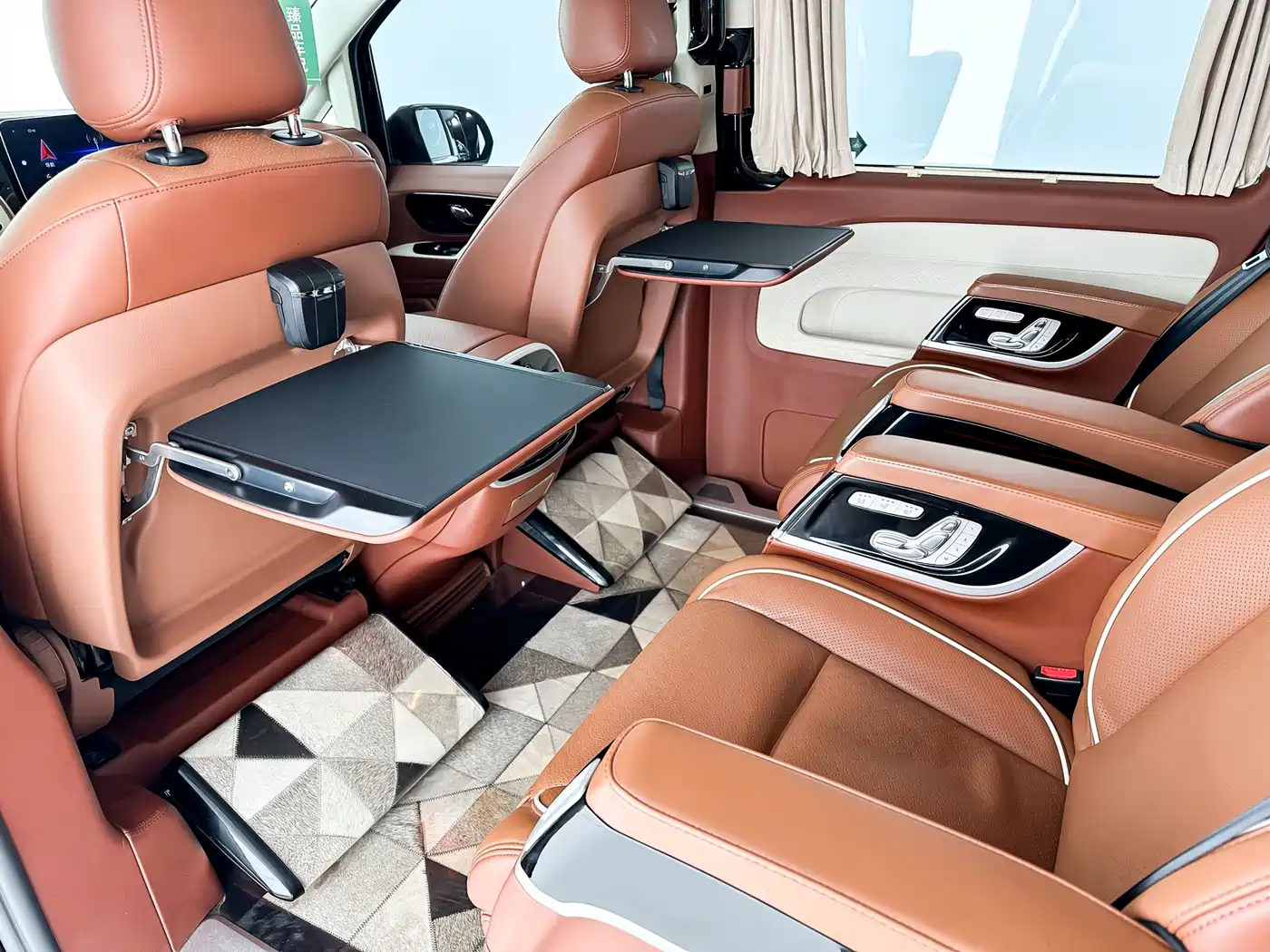 Mercedes-Benz Vito 2020 2.0T Business Edition (7-seater) фото 11