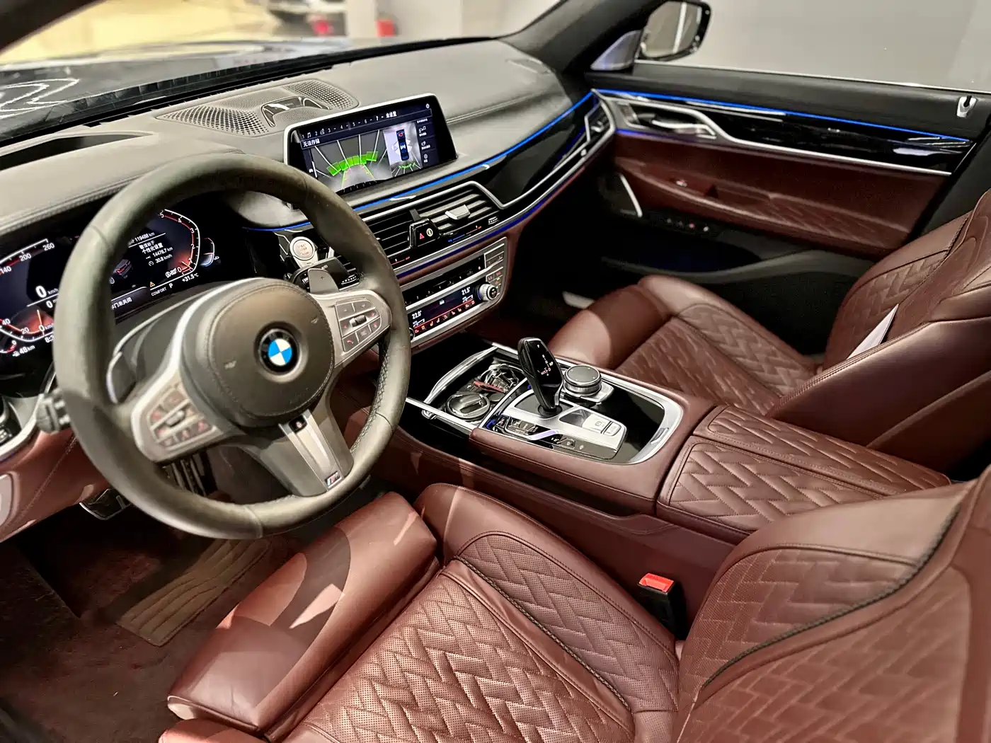 BMW 7 Series 2019 740Li xDrive Executive M Sport Package фото 6