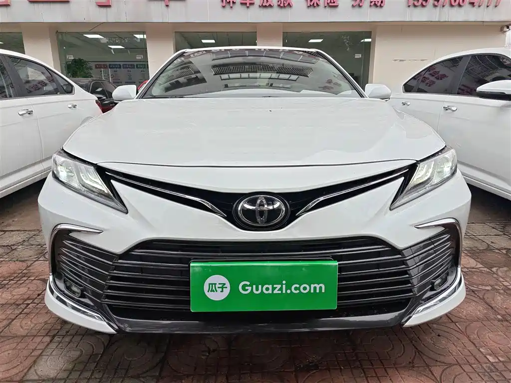 Toyota Camry 2021 2.0G Luxury Edition фото 3