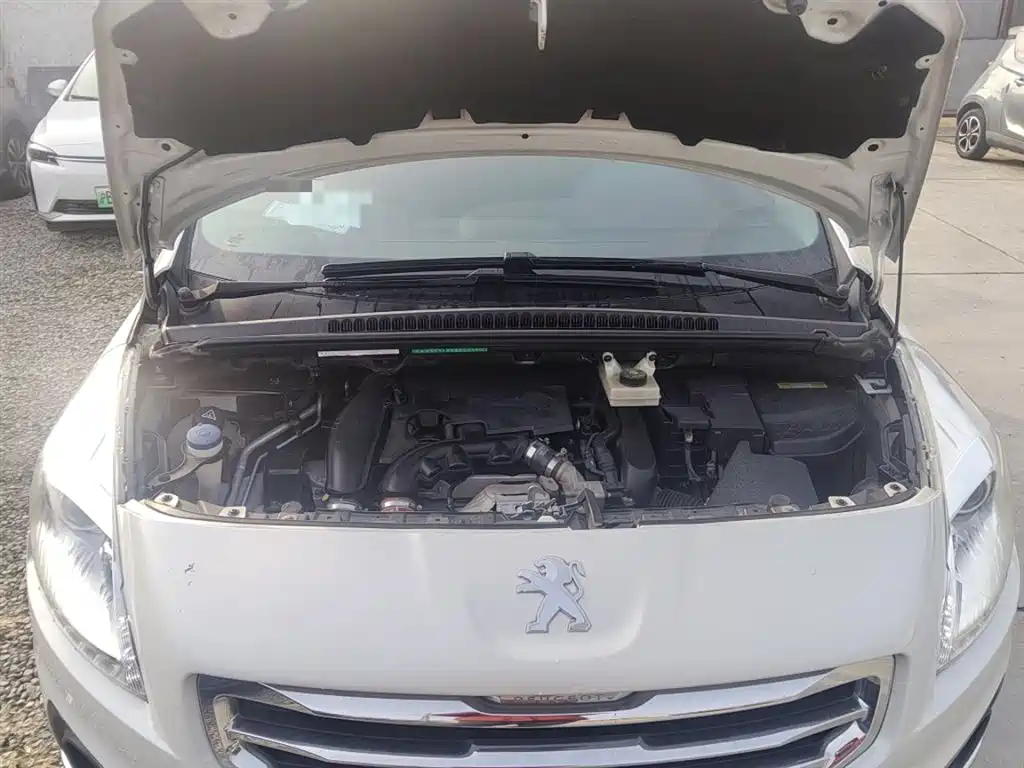Peugeot 3008 2015 1.6THP Automatic Trend Edition фото 16