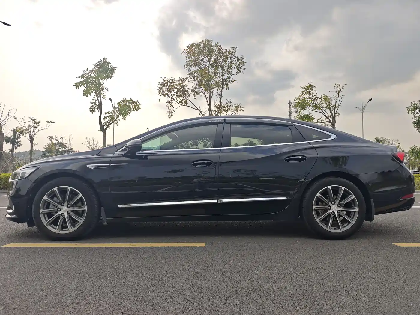Buick LaCrosse 2021 652T Luxury Edition фото 5