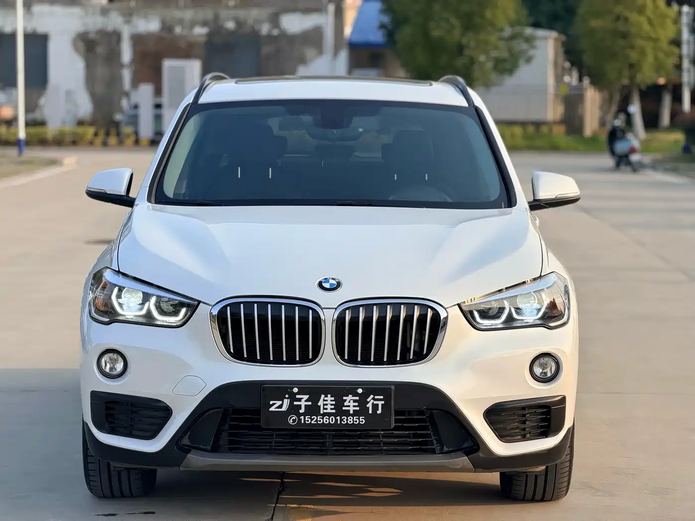 BMW X1 2019 sDrive18Li Fashion Model фото 2