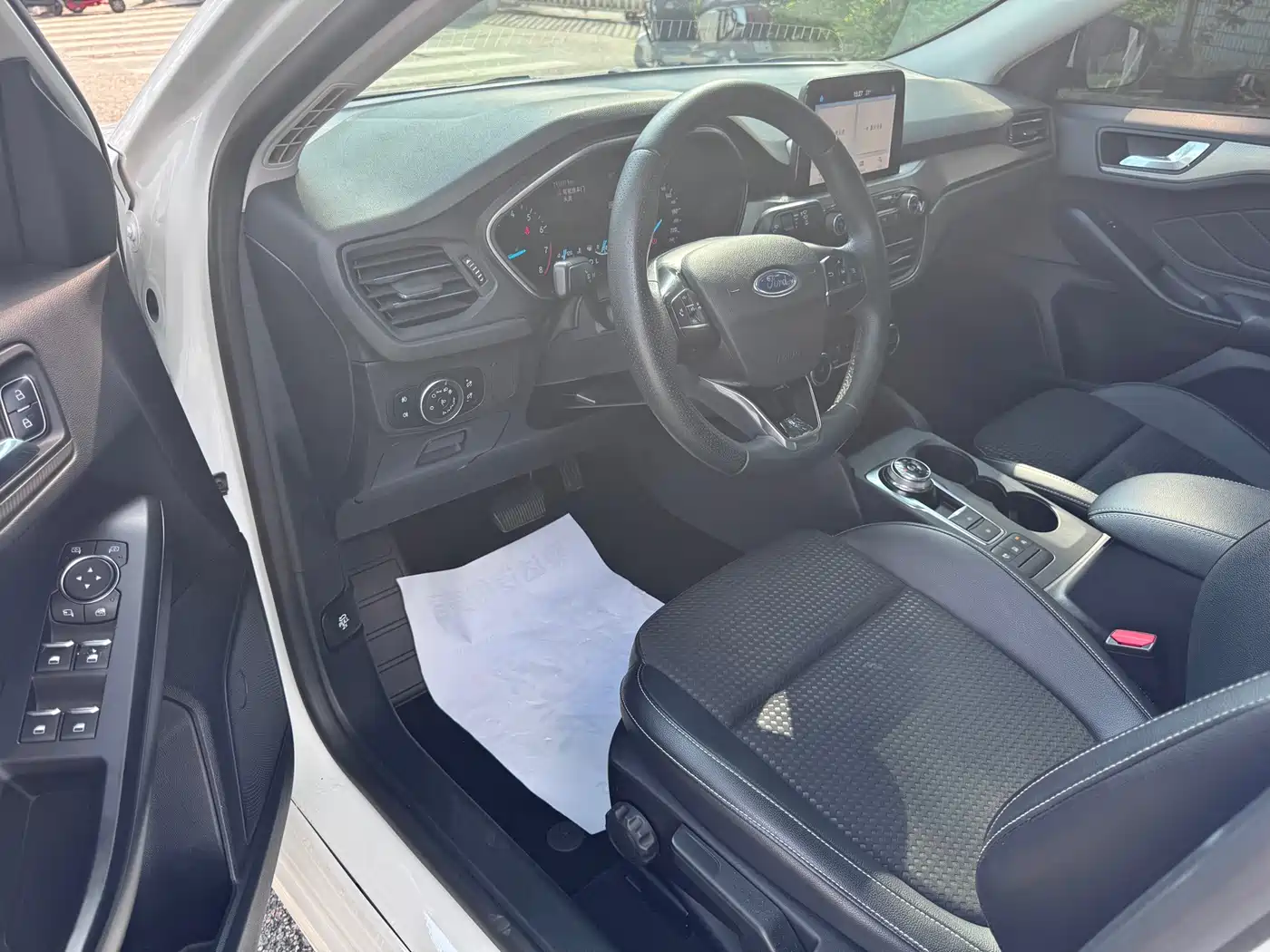 Ford Focus 2019 2020 Sedan EcoBoost 180 Automatic Sharp Trend Type