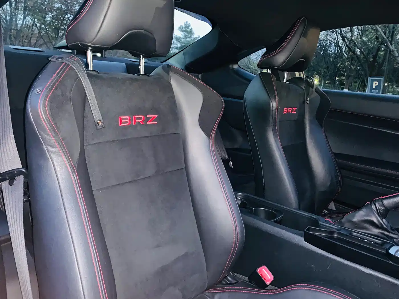 Subaru BRZ 2017 2.0i Manual type-S Edition фото 17