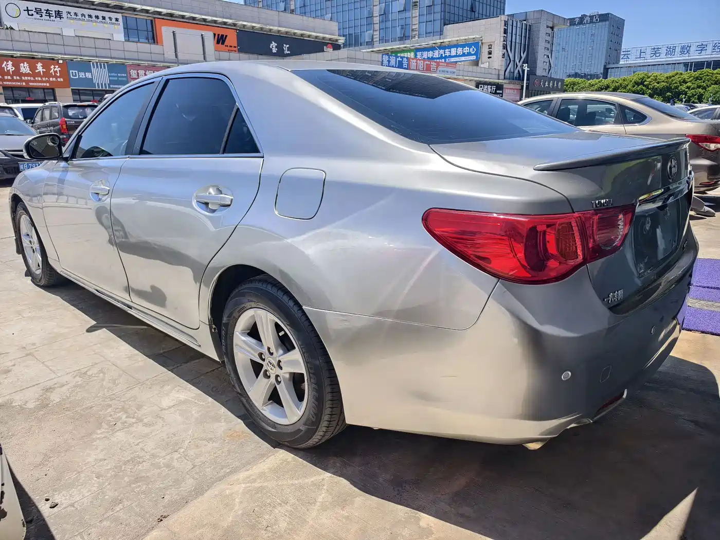 Toyota Reiz 2012 2.5V Grace Elite Styling Edition фото 4