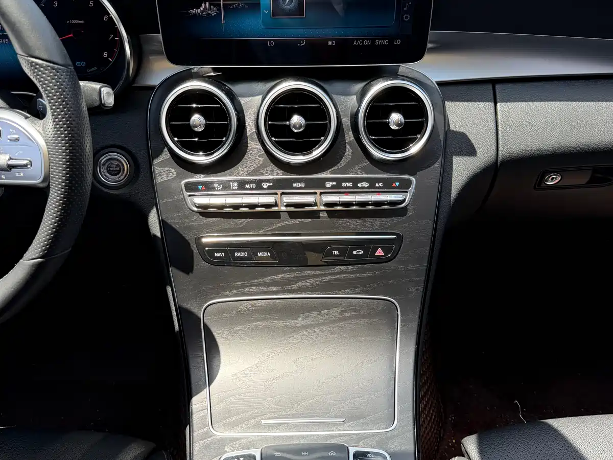 Mercedes-Benz C-Class 2020 C 260 L Sport фото 21