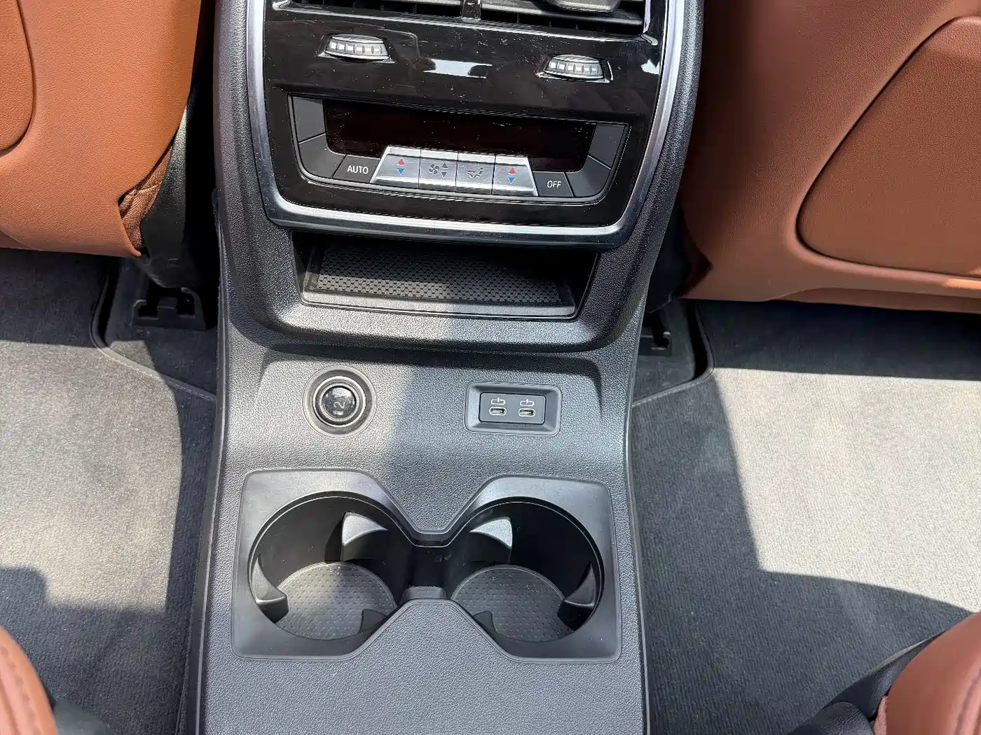 BMW X7 2023 xDrive40i Exclusive M Sport Package фото 22