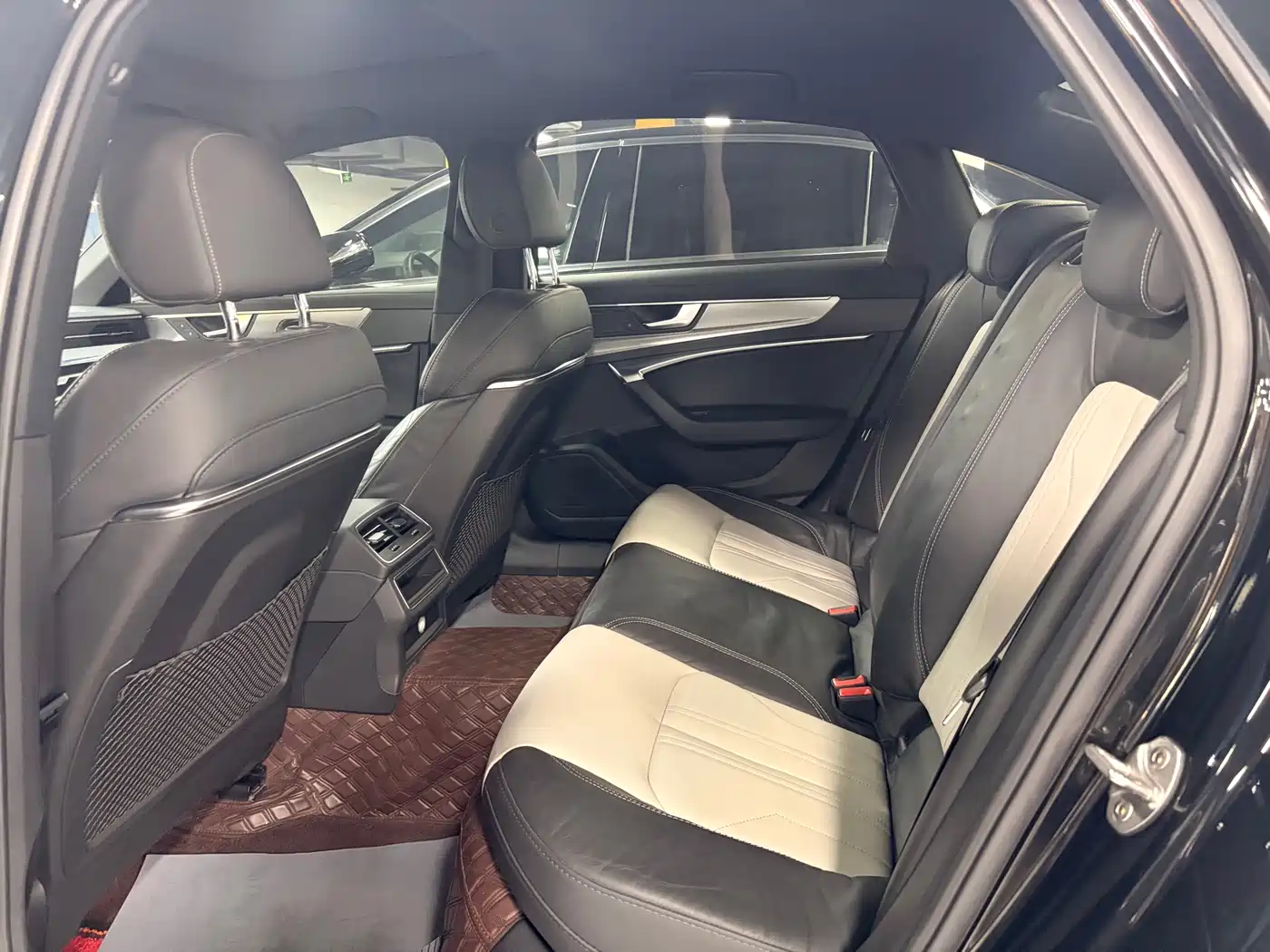 Audi A6L 2020 40 TFSI Luxury Elegance фото 6
