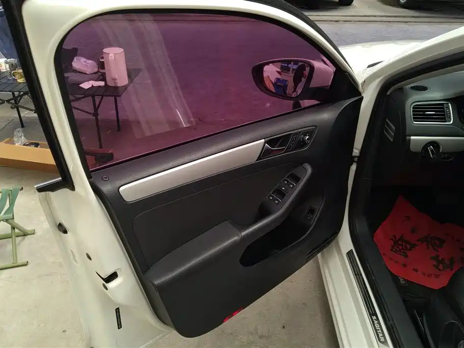 Volkswagen Sagitar 2014 1.4TSI Automatic Luxury фото 7
