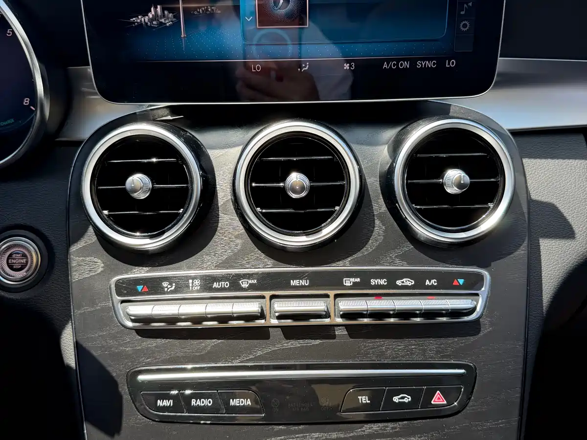 Mercedes-Benz C-Class 2020 C 260 L Sport фото 23