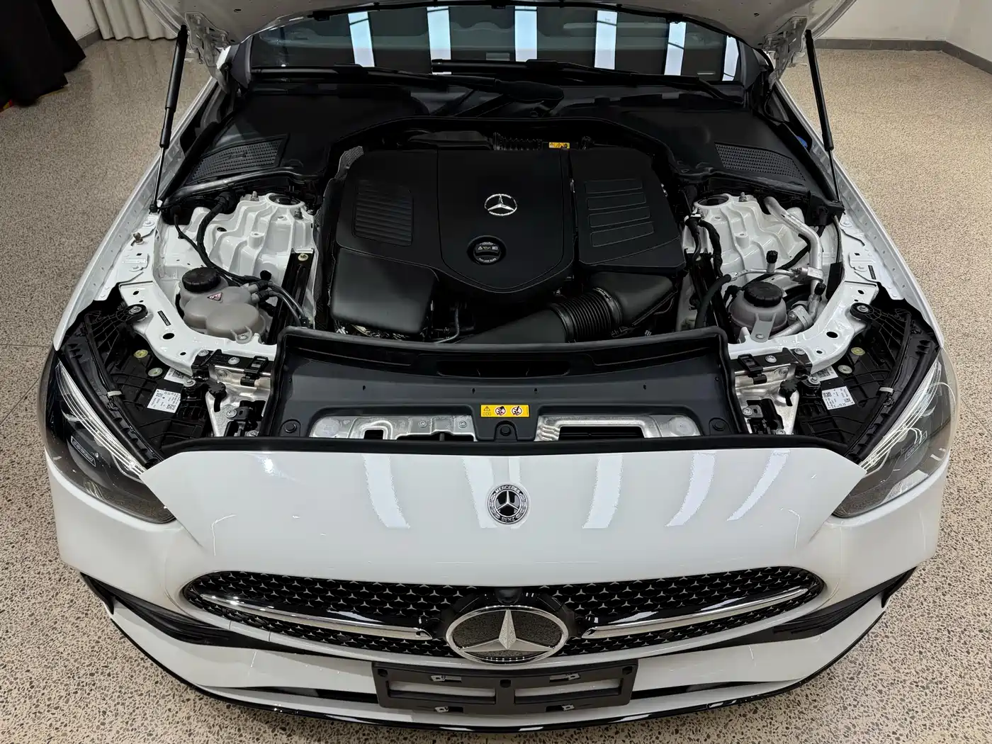 Mercedes-Benz C-Class 2024 Facelift C 260 L Moonlight Sport фото 39
