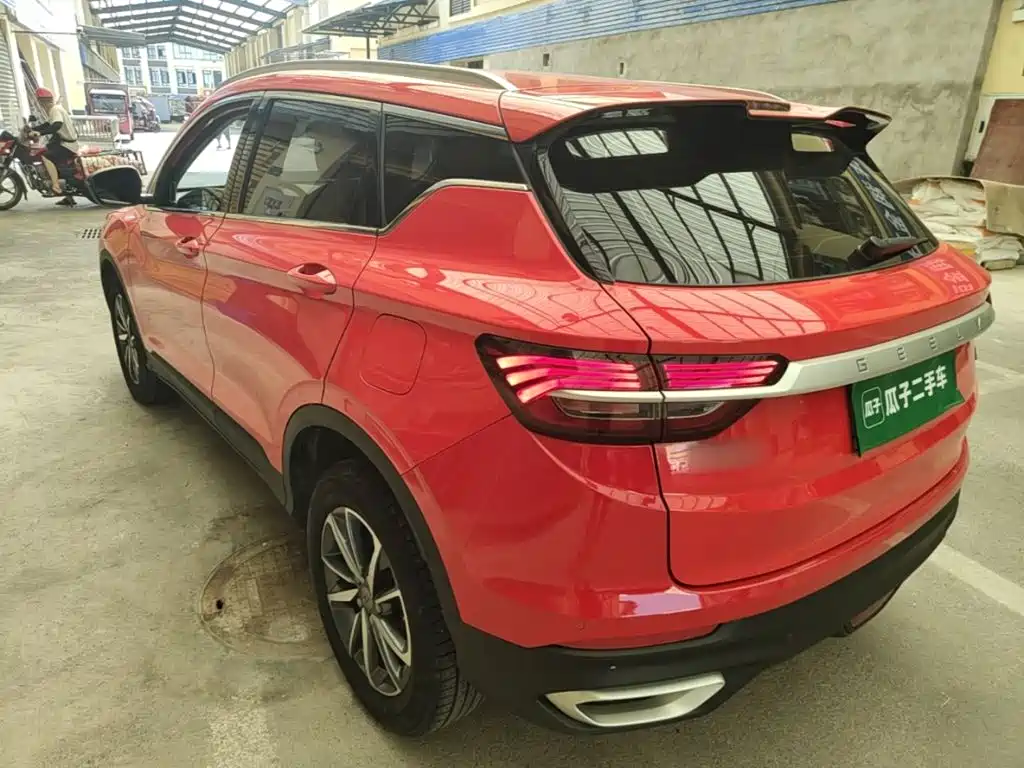 Фото 5 - Geely Coolray