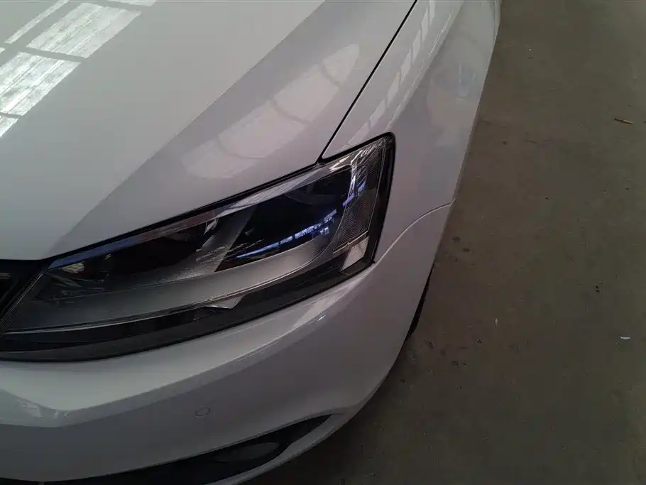 Volkswagen Sagitar 2014 1.4TSI Automatic Luxury фото 5
