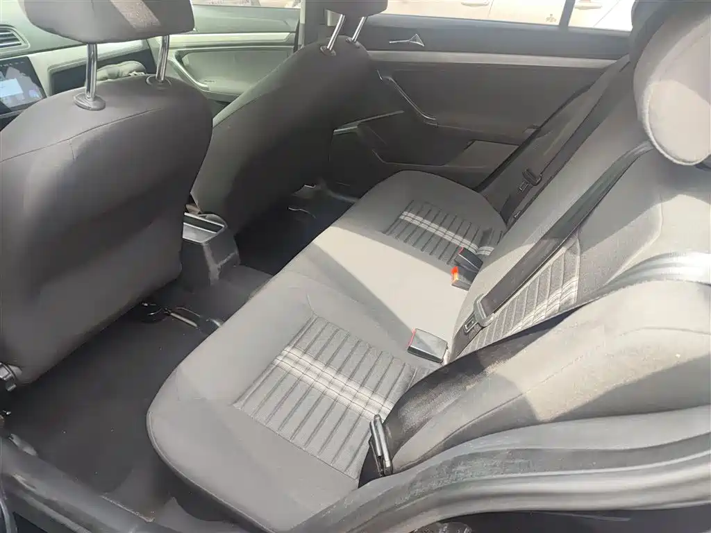 Volkswagen Lavida 2019 Lavida Start 1.5L Manual Trend (China VI) фото 17