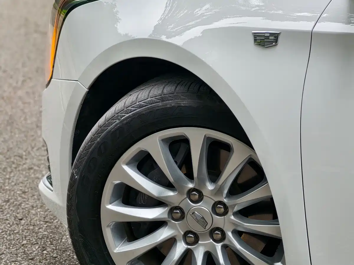 Cadillac XTS 2018 28T Technology фото 6