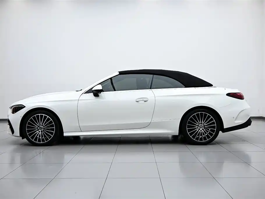 Mercedes-Benz CLE 2024 CLE 260 Convertible Coupe фото 5