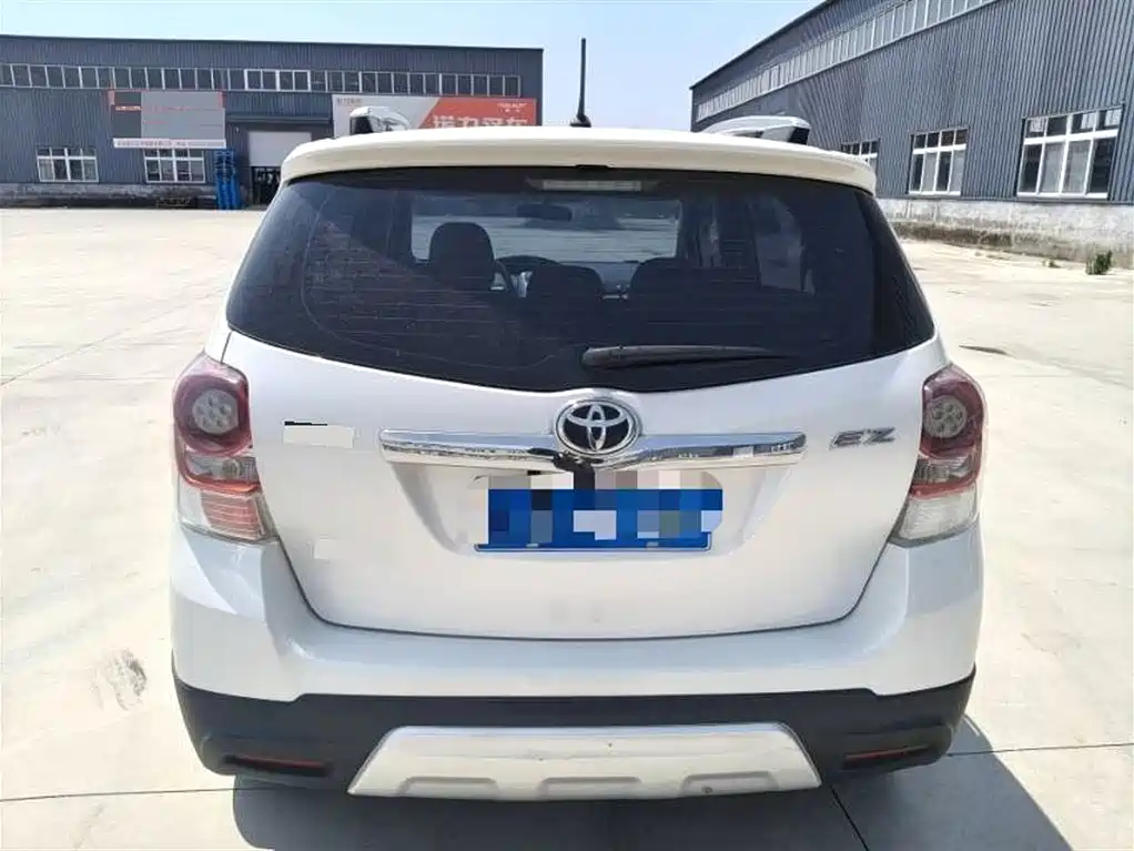 Toyota E'Z 2015 180E CVT Crossover Edition фото 8