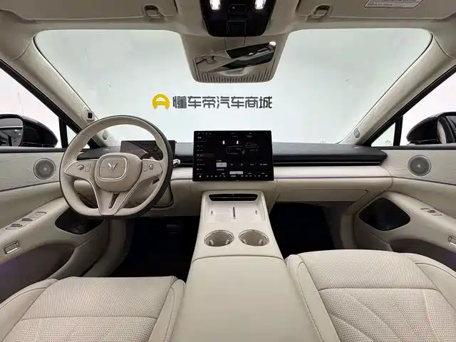 Voyah Auto VOYAH Zhuiguang L 2025 Mid-configuration Model фото 8