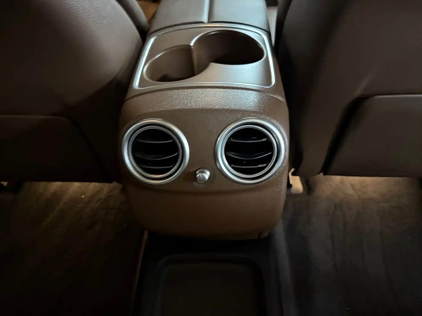Mercedes-Benz E-Class 2019 E 200 L Sport фото 15