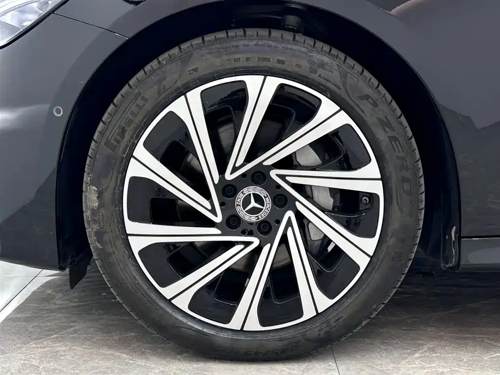 Mercedes-Benz E-Class 2025 E 300 L Luxury фото 20