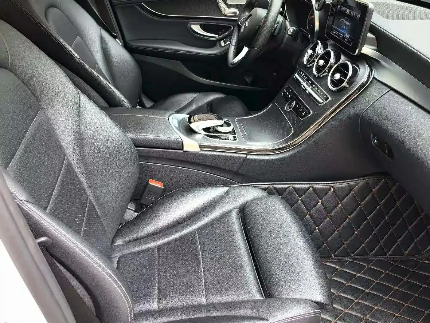 Mercedes-Benz C-Class 2018 C 200 L Sport Edition фото 4