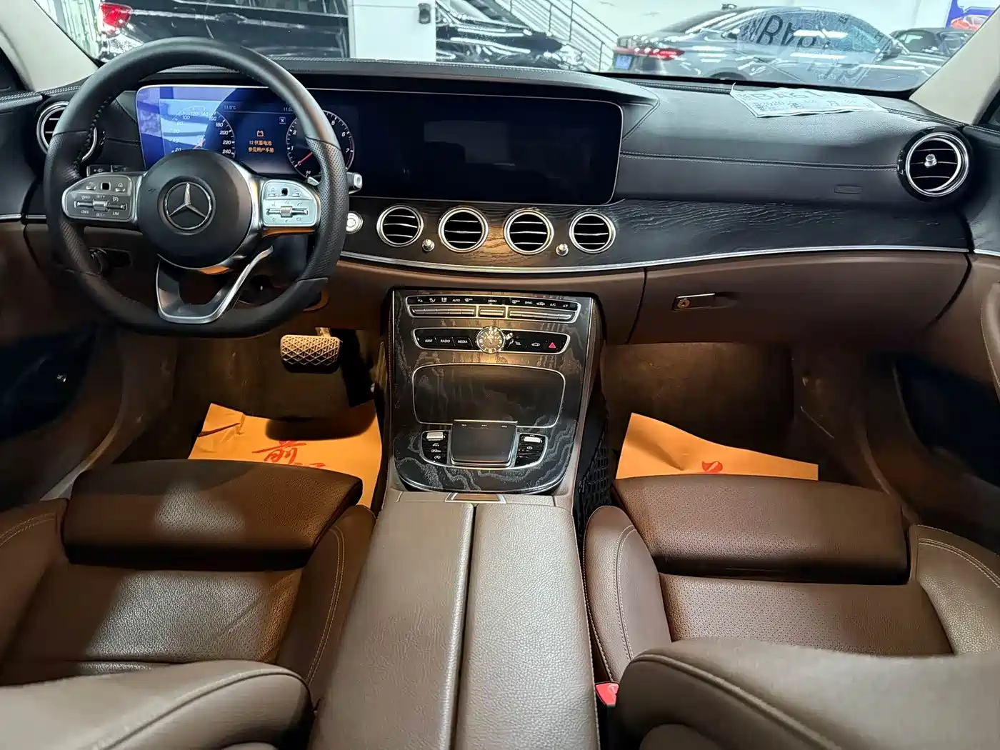 Mercedes-Benz E-Class 2019 E 200 L Sport фото 16