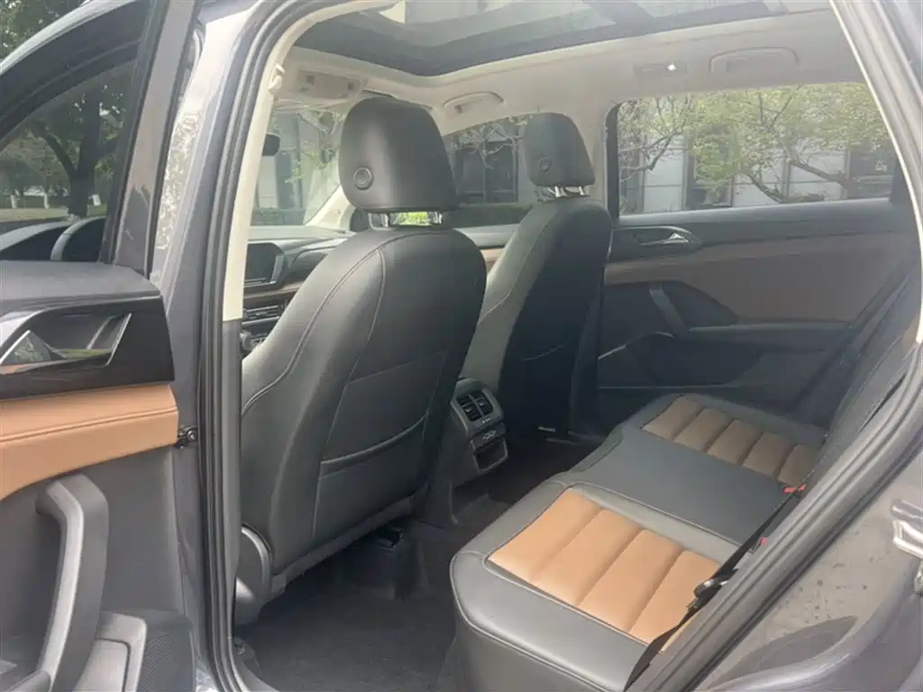Volkswagen Tharu 2019 Model 330TSI 4WD Flagship Edition China VI фото 11