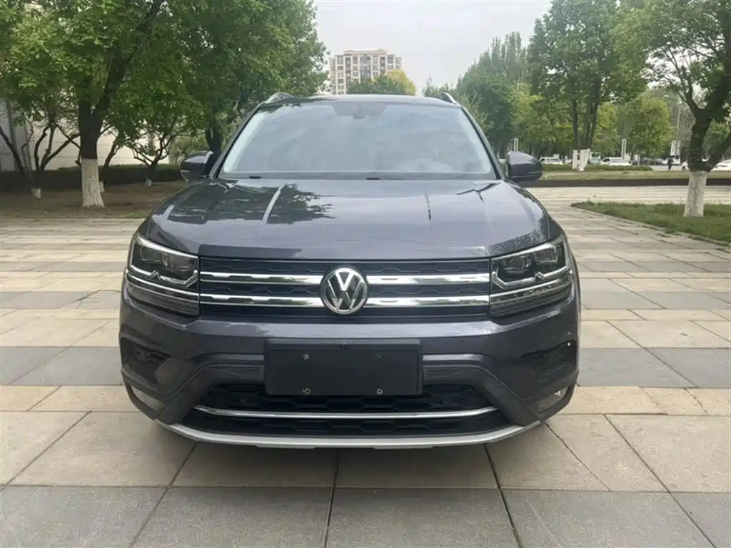Volkswagen Tharu 2019 Model 330TSI 4WD Flagship Edition China VI фото 3