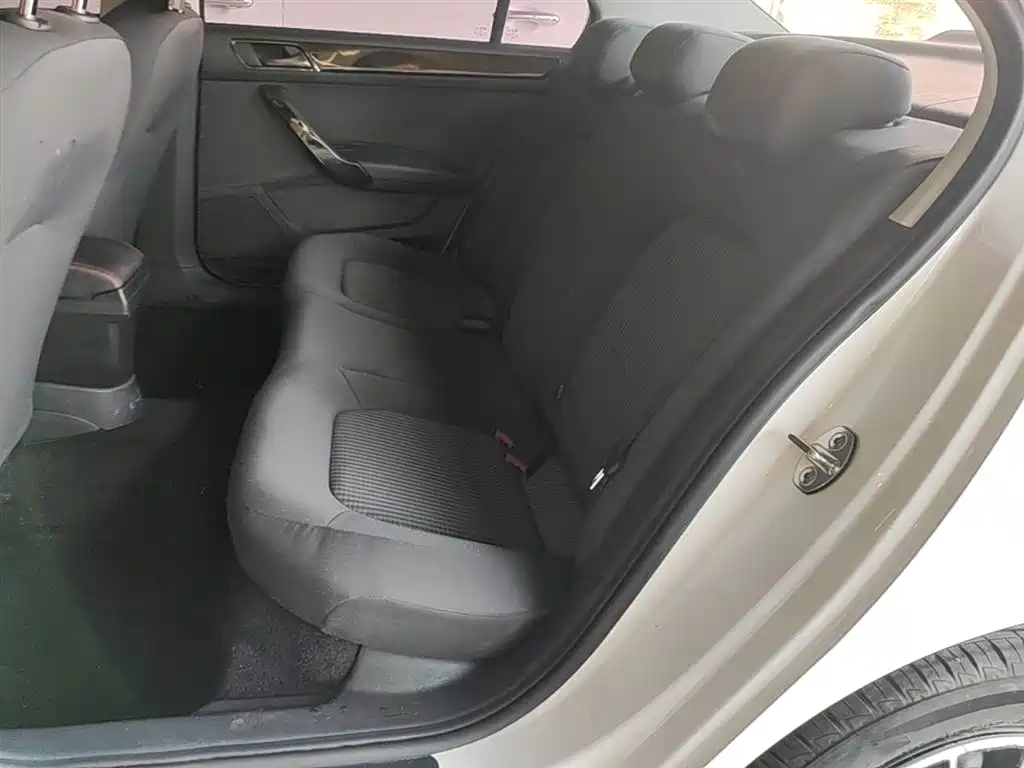 Volkswagen Santana 2018 1.5L Manual Trend Edition фото 17