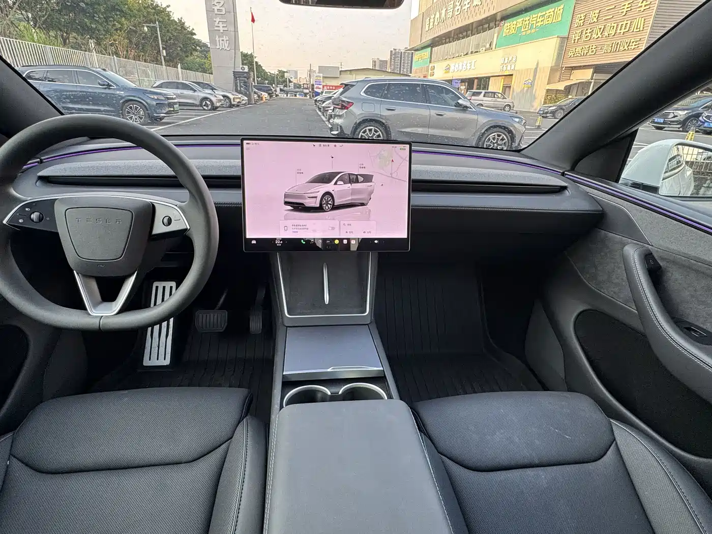 Tesla Model Y, миниатюра 11