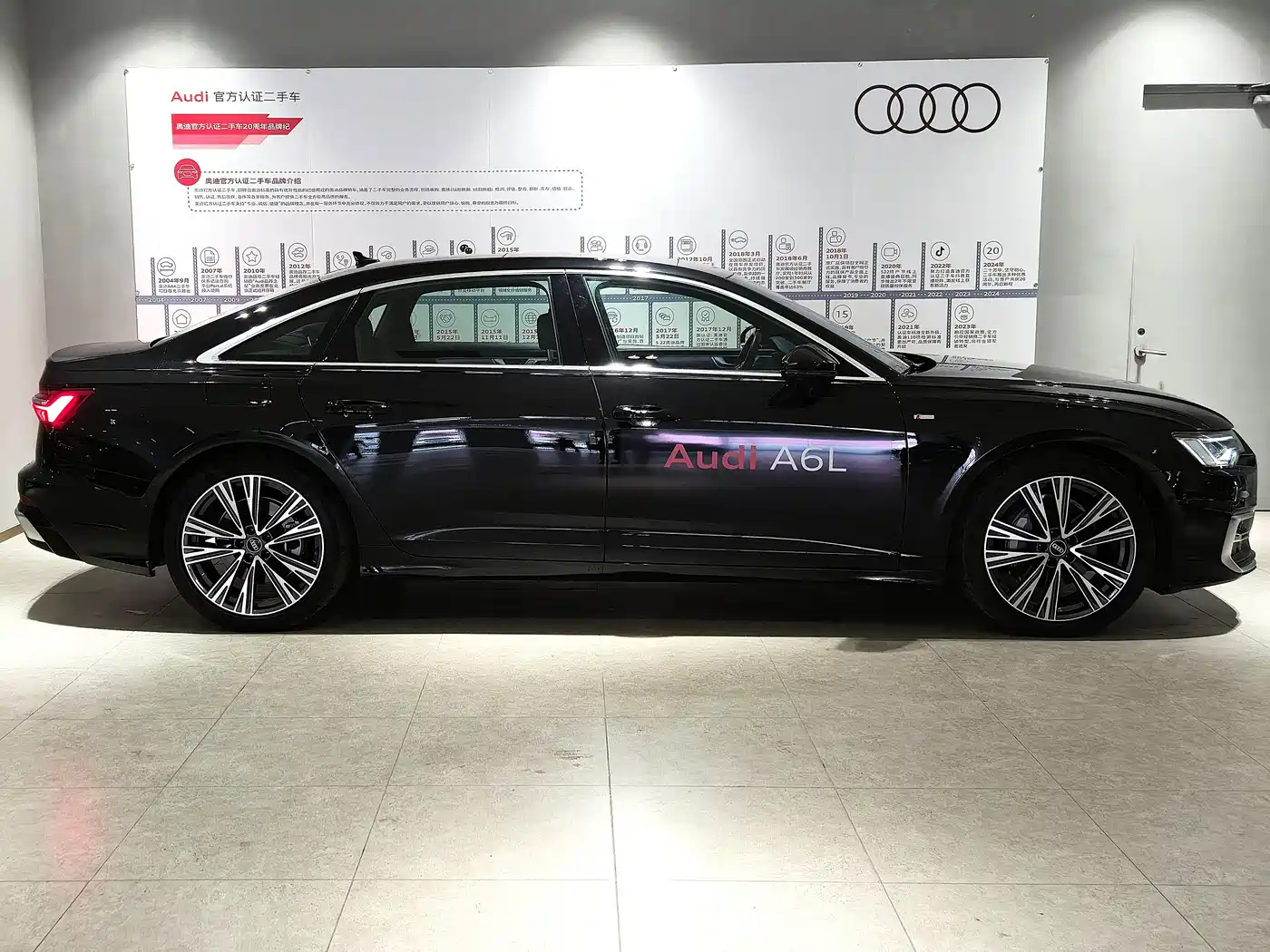 Audi A6L 2025 45 TFSI Premium Sport фото 3