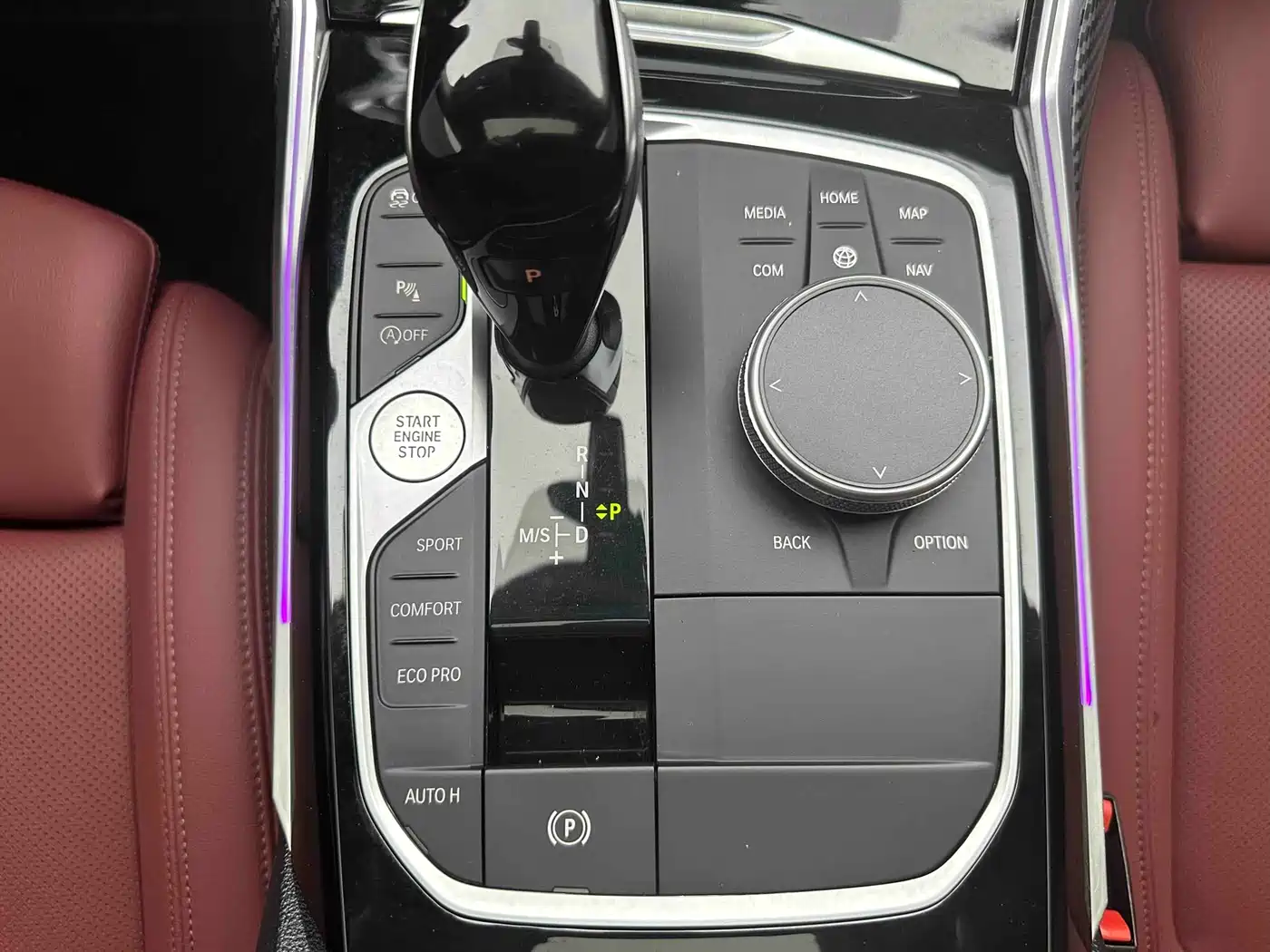 BMW 3 Series 2022 320i Sport Package фото 16