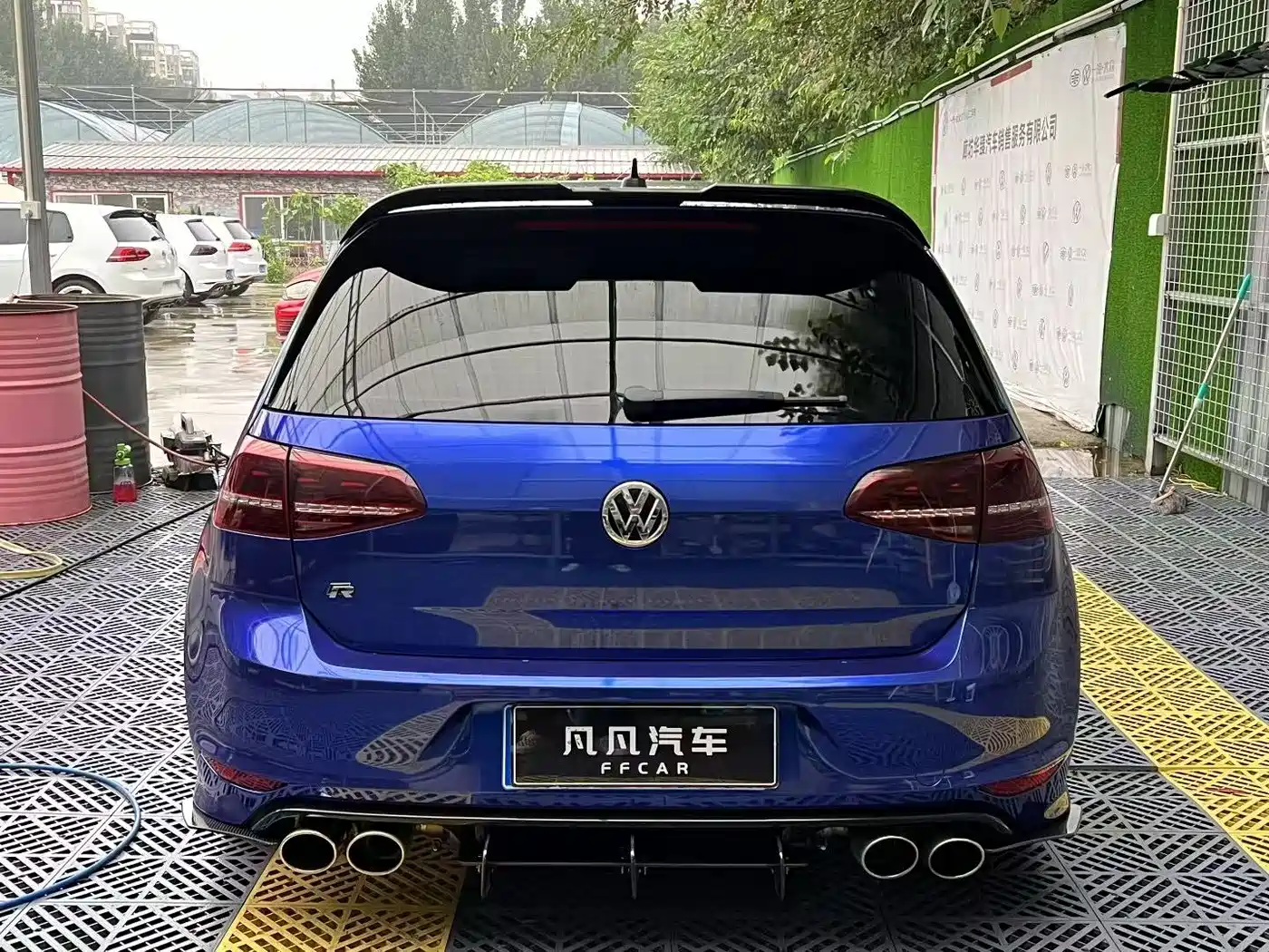 Volkswagen Golf (Import) 2015 2.0TSI R фото 4