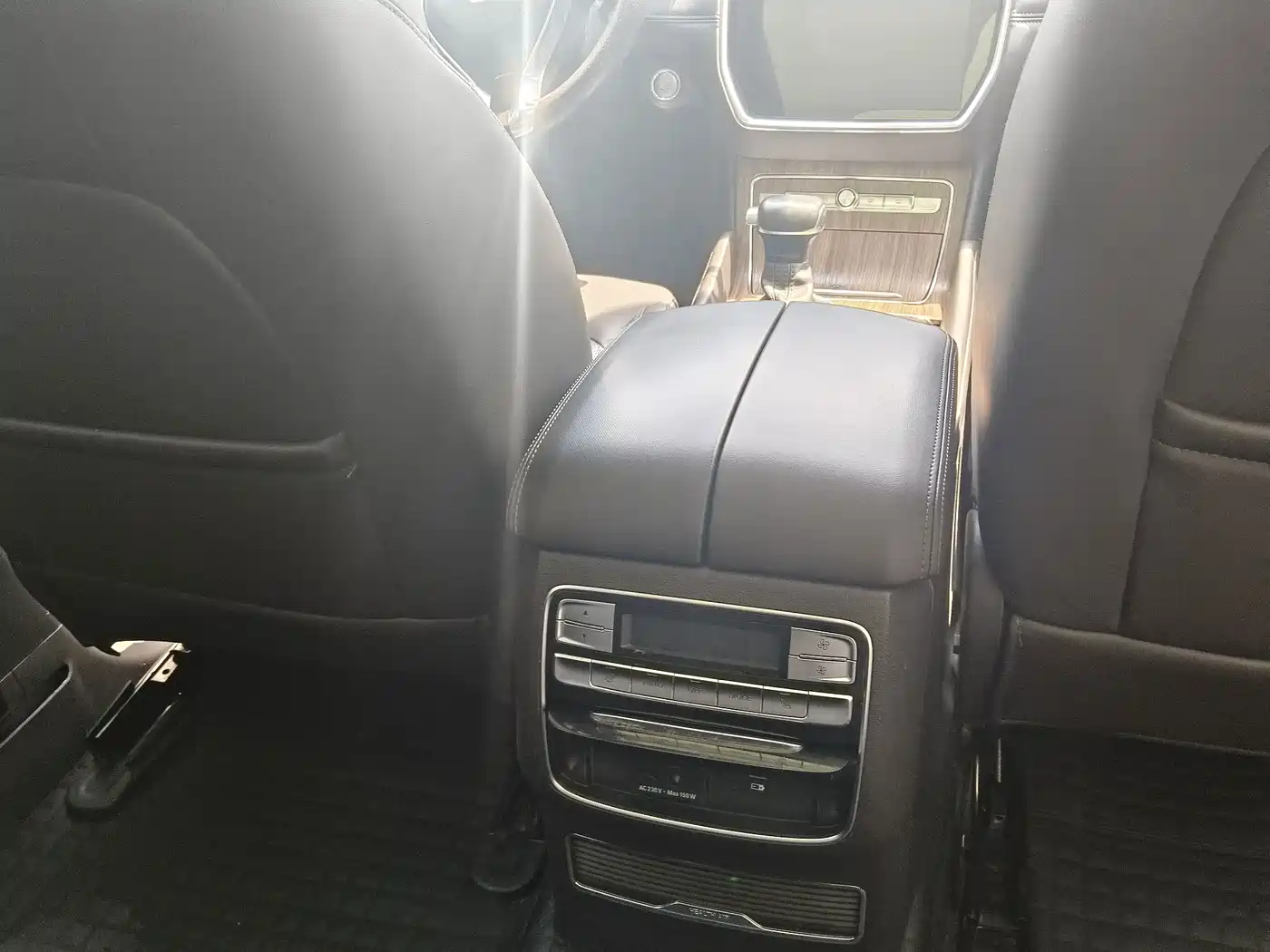 Roewe RX8 2018 2018 30T Intelligent Internet 4WD Supreme Edition